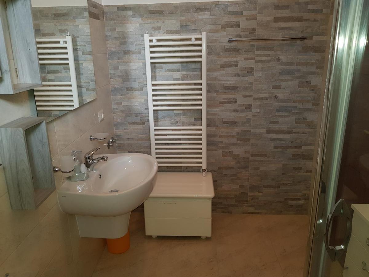 Top Bedroom Golfo - Le Lincelle, Lamezia - 2 Extra Large Single Beds サンテウフェミア・ラメーツィア エクステリア 写真